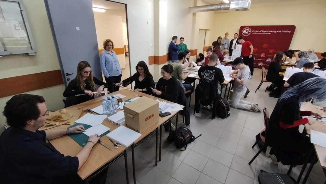 Paper Contest organisé pour les élèves ingénieurs alternants de Grenoble INP - Pagora à l’Université polytechnique de Lodz 